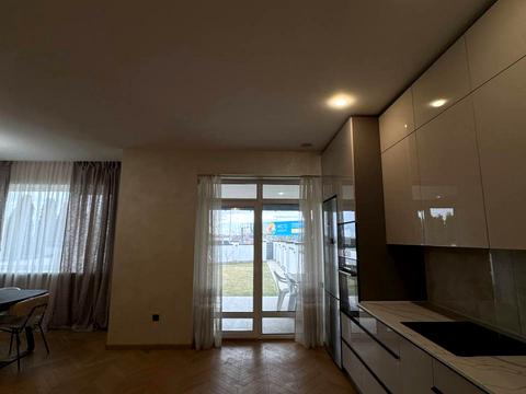 будинок за адресою Затишна