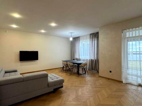 будинок за адресою Затишна