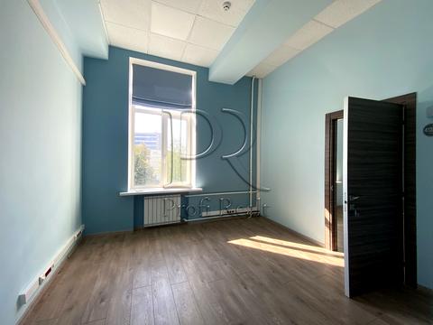 комерційна за адресою Василя Макуха вул. (Івана Шевцова), 1