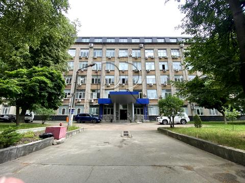 комерційна за адресою Василя Макуха вул. (Івана Шевцова), 1