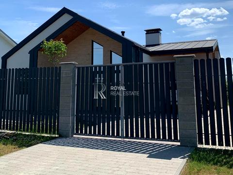 будинок за адресою Амосова