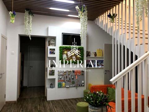 коммерческая по адресу Професора Караваєва ул., 1