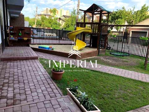 коммерческая по адресу Професора Караваєва ул., 1