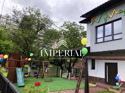 коммерческая по адресу Професора Караваєва ул., 1