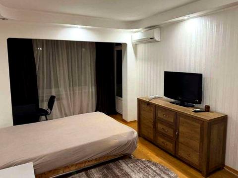 квартира за адресою Київ, Петропавлівська вул., 6