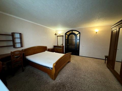 квартира по адресу Гетмана Петра Дорошенко ул. (Генерала Грушевого), 12