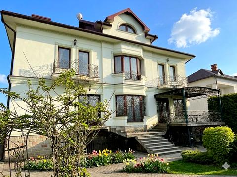будинок за адресою Весняна вул.