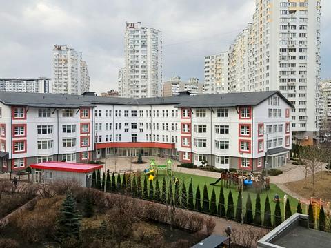 квартира по адресу Драгоманова ул., 1-Є