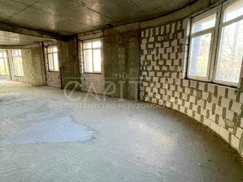 коммерческая по адресу Шкільна ул., 73А