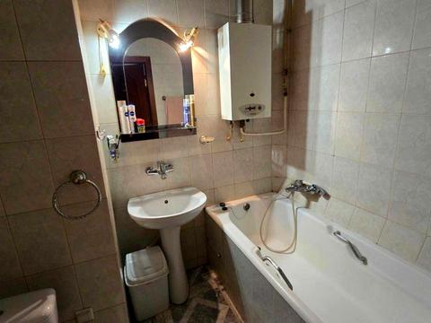 квартира за адресою Велика Васильківська вул. (Червоноармійська), 42