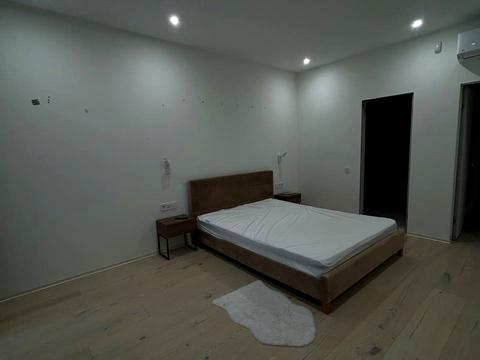 дом по адресу Независимости Украины ул., 64