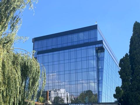 комерційна за адресою Зелена вул., 253