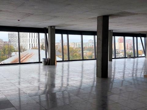 комерційна за адресою Зелена вул., 253