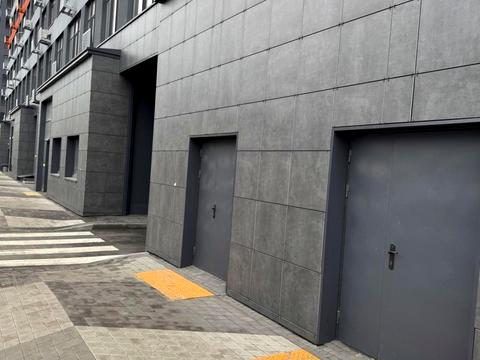 комерційна за адресою Братів Чибінєєвих вул. (Чернігівська), 8-А