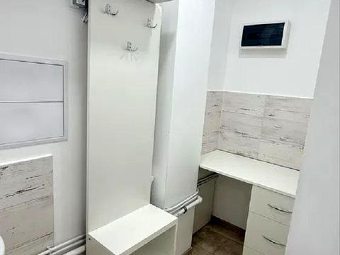 коммерческая по адресу Перфецкого ул., 2а