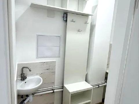 коммерческая по адресу Перфецкого ул., 2а