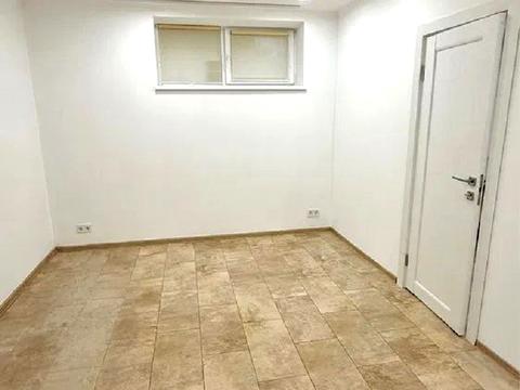 коммерческая по адресу Перфецкого ул., 2а