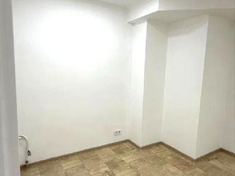 коммерческая по адресу Перфецкого ул., 2а