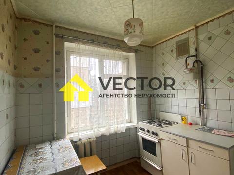 квартира по адресу Гната Хоткевича пер., 4