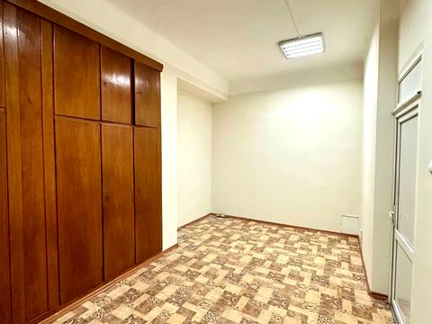 комерційна за адресою Миколи Гоголя вул., 8