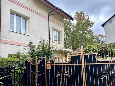 будинок за адресою Академіка Миколи Біляшівського вул.