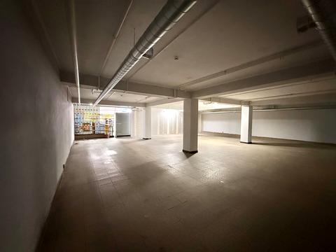 комерційна за адресою Ентузіастів вул., 3