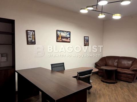 комерційна за адресою Басейна вул., 10