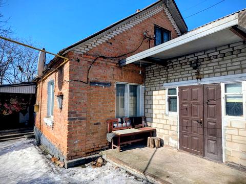 будинок за адресою Левада