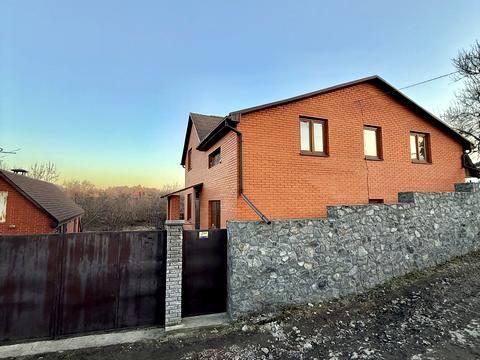 будинок за адресою Євгена Сверстюка вул. (Тарасова), 18