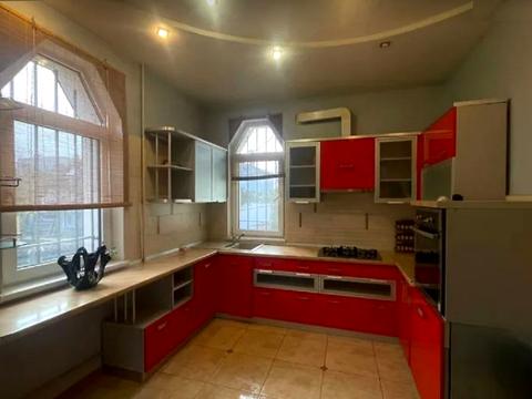 будинок за адресою Крутоярська