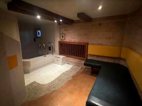 будинок за адресою Крутоярська