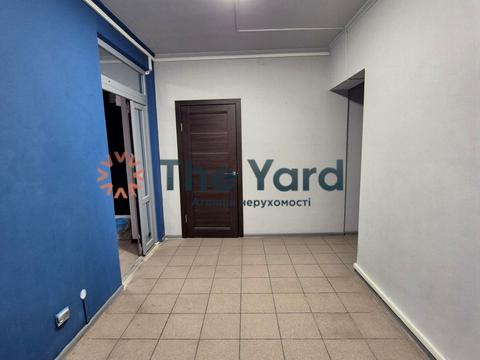 коммерческая по адресу Берестейське шоссе (Брест-Литовське), 107