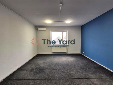 коммерческая по адресу Берестейське шоссе (Брест-Литовське), 107