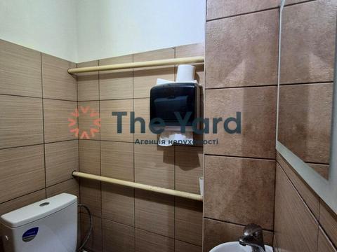 коммерческая по адресу Берестейське шоссе (Брест-Литовське), 107