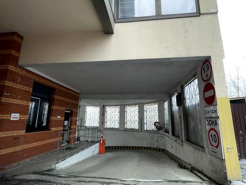 комерційна за адресою Лесі Українки бульв., 7-А