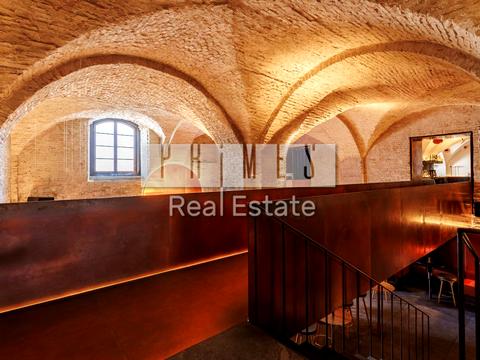 коммерческая по адресу Ивана Мазепы ул. (Январского Восстания), 6