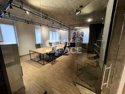 комерційна за адресою Василя Тютюнника вул. (Анрі Барбюса), 37/1