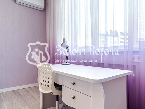 квартира за адресою Олени Пчілки вул., 8
