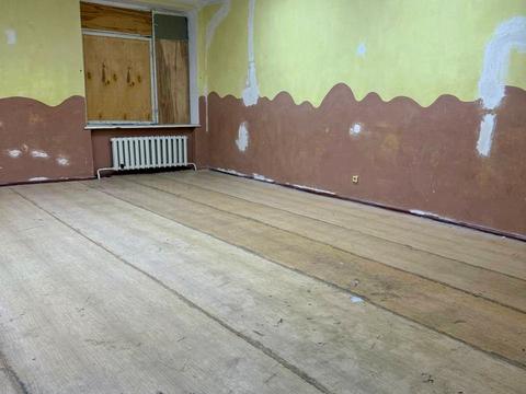 комерційна за адресою Молодіжна вул., 12/1