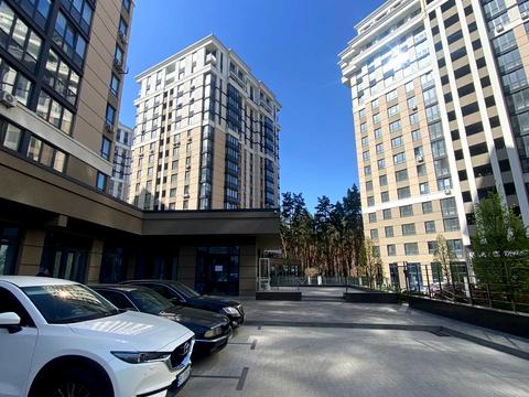 комерційна за адресою Університетська вул., 3/3