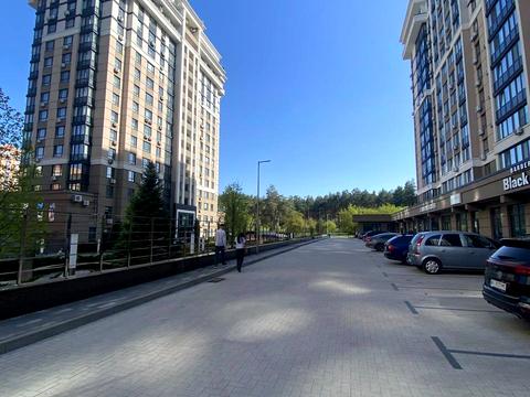 комерційна за адресою Університетська вул., 3/3