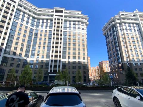 комерційна за адресою Університетська вул., 3/3