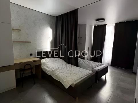 квартира за адресою Олександра Олеся вул., 2-Б