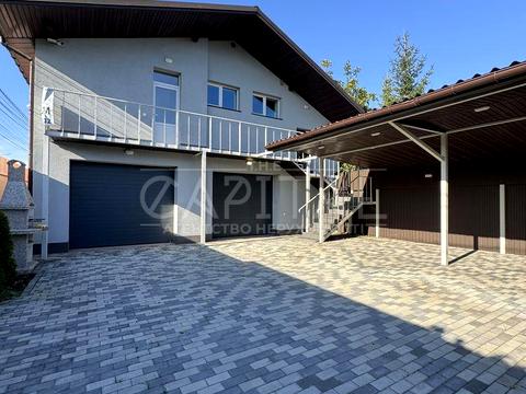 комерційна за адресою Центральна вул., 12