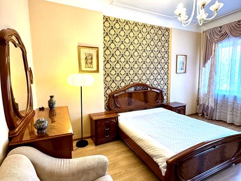 квартира по адресу Круглоуниверситетская ул., 2/1