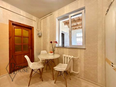 будинок за адресою Нововолинськ, Марка Вовчка вул., 9