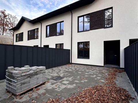 дом по адресу Олени Теліги ул. (Лермонтова)