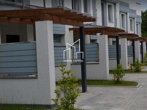 будинок за адресою Івасюка