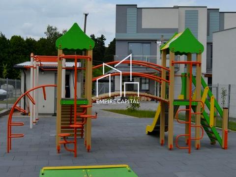 будинок за адресою Івасюка