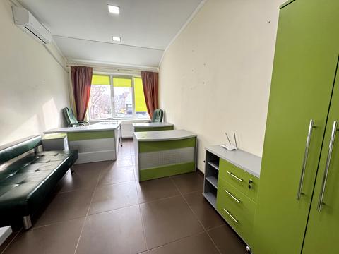 комерційна за адресою Митрополита Шептицького вул., 5-Б